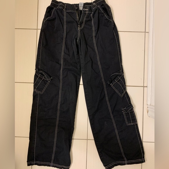 GARAGE LOW RISE CARGO PANTS - Picture 1 of 3